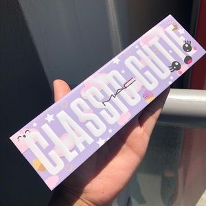 MAC Classic Cutie Eyeshadow Palette